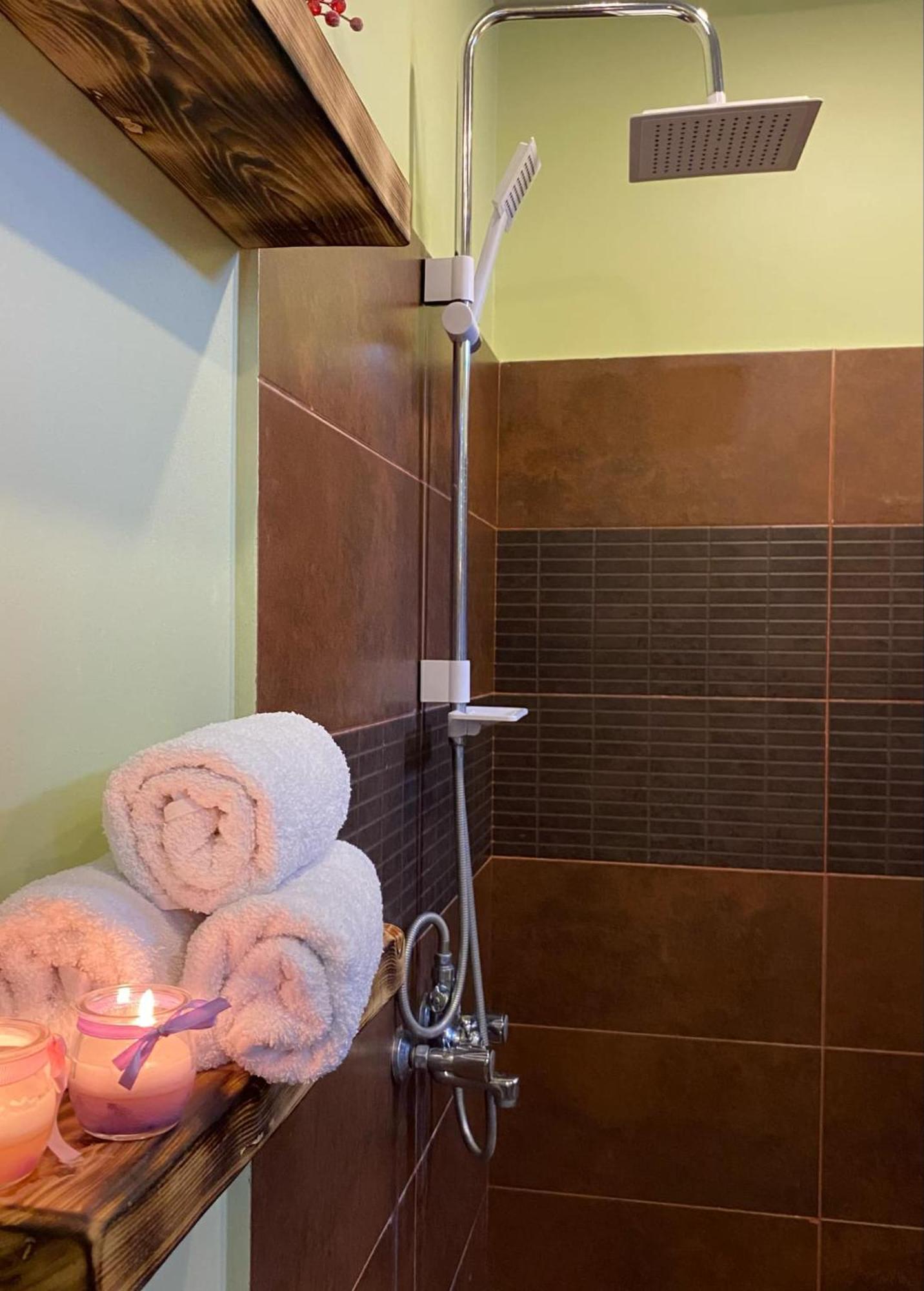 Hotel Relax Station Kutaisi Zewnętrze zdjęcie