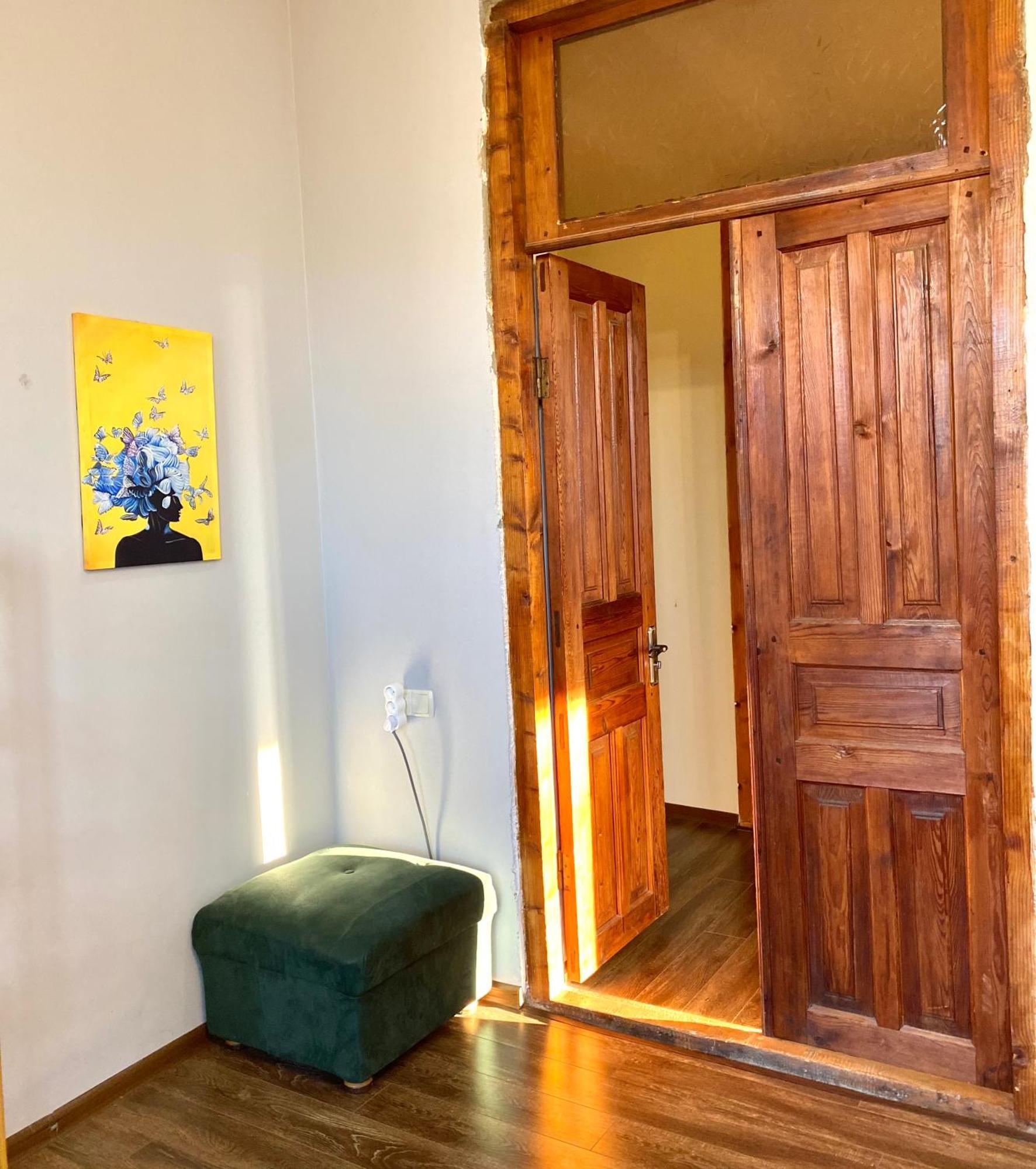 Hotel Relax Station Kutaisi Zewnętrze zdjęcie
